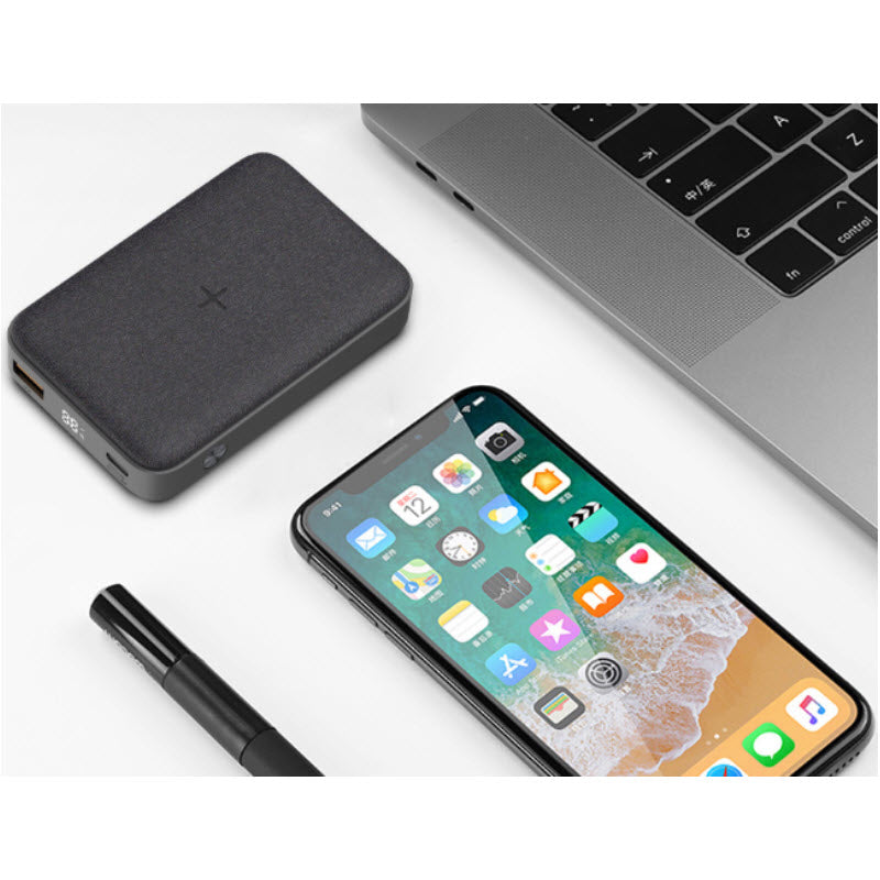 EW35 Powerbank 10000mAh Fast Charge QC3.0 PD 20W สีดำ / Black จัดส่งฟรี!